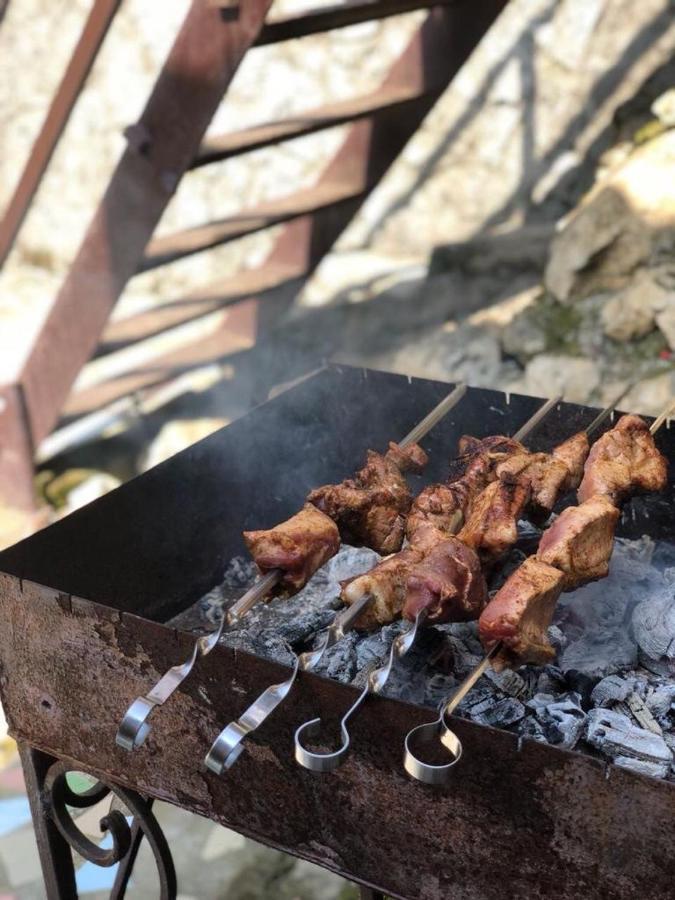 Gostevoy Dom Samir Hotel Gagra Ngoại thất bức ảnh