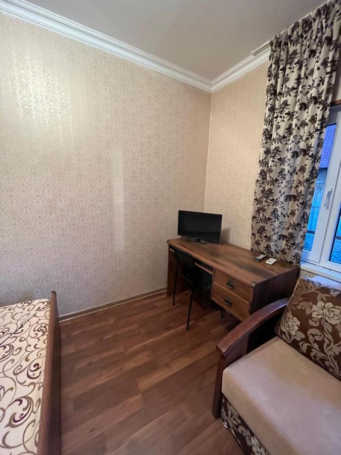 Gostevoy Dom Samir Hotel Gagra Ngoại thất bức ảnh
