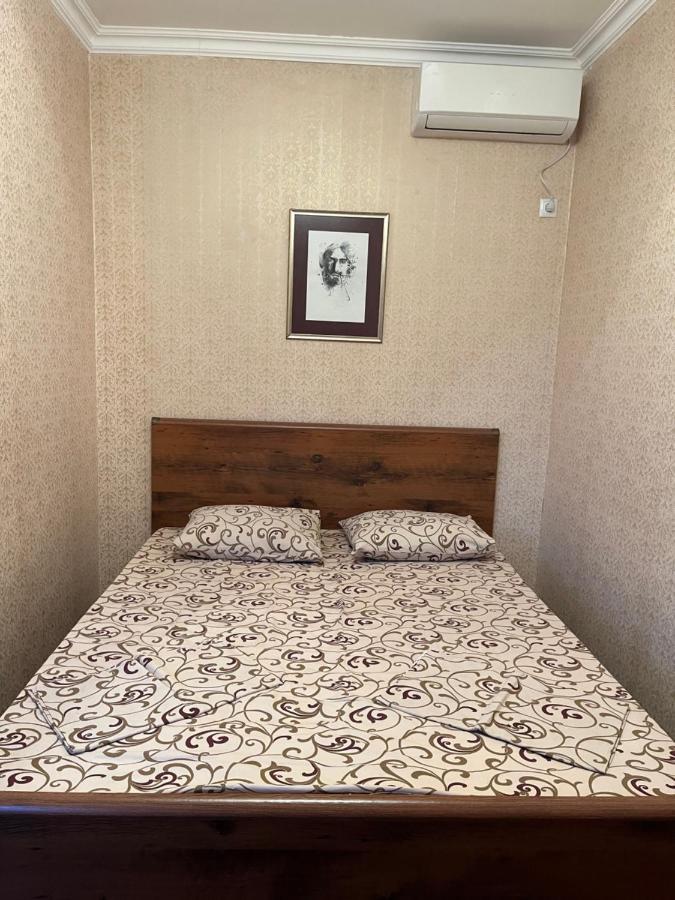 Gostevoy Dom Samir Hotel Gagra Ngoại thất bức ảnh