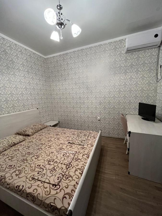 Gostevoy Dom Samir Hotel Gagra Ngoại thất bức ảnh